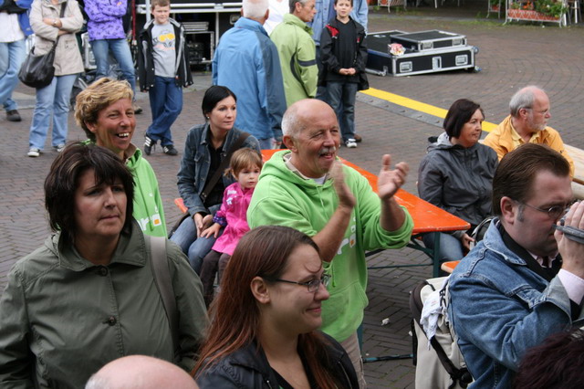 gal/2008/2008 Saitentwist Essen Original 23.08. Hirschlandplatz/2008 Saitentwist Essen Original 24.08. Hirschlandplatz 115.jpg